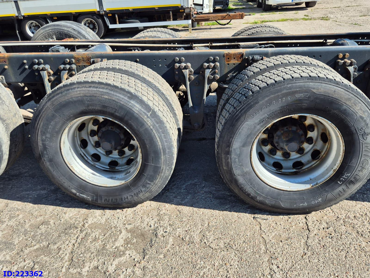 SCANIA R580 8x4 Euro6 Retarder - شاحنة هيكل كابينة: صورة 5 SCANIA R580 8x4 Euro6 Retarder - شاحنة هيكل كابينة: صورة 5