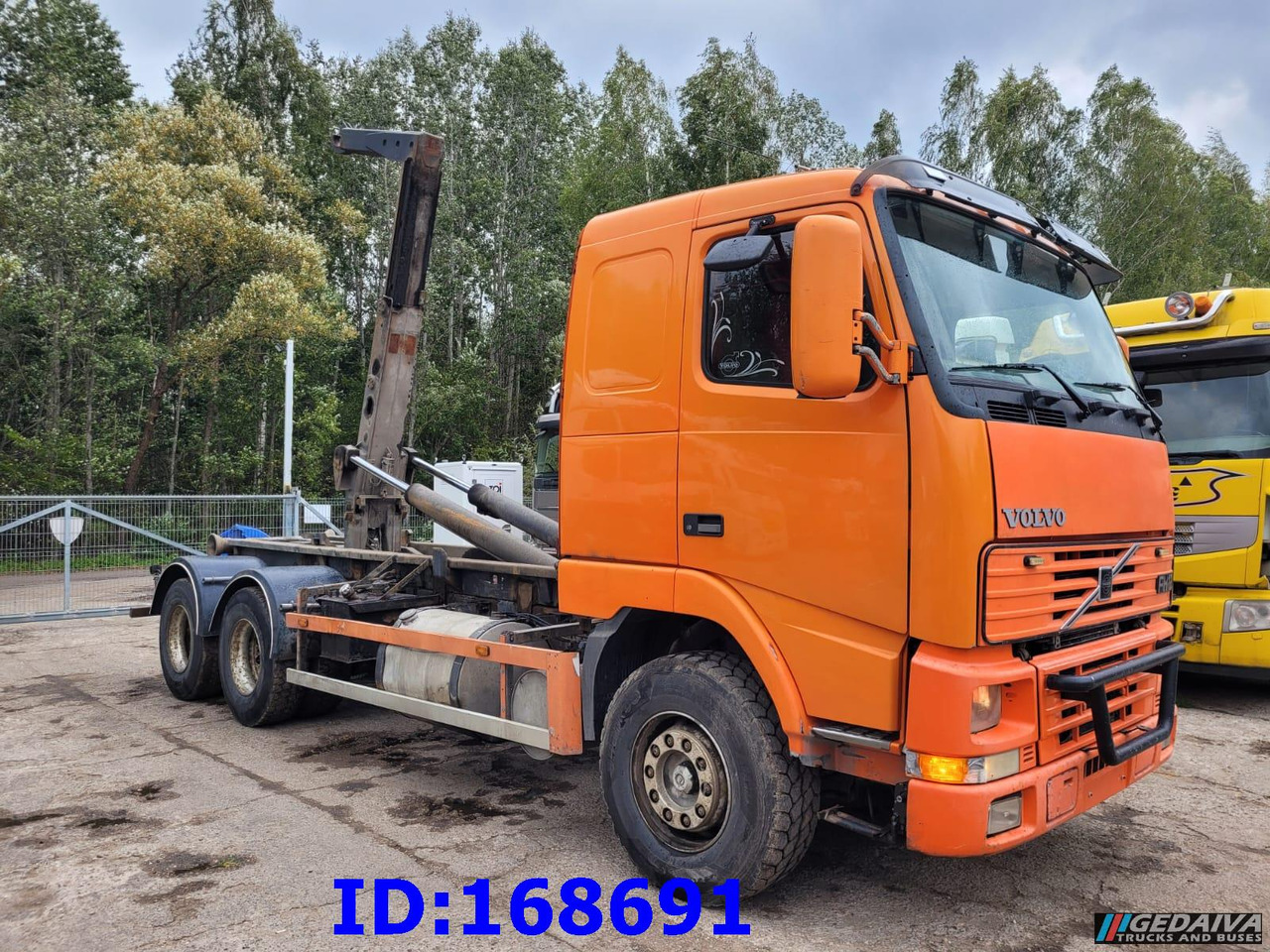 VOLVO FH12 380HP 6x2 10tyre Hook Tipper - شاحنة ذات خطاف: صورة 4 VOLVO FH12 380HP 6x2 10tyre Hook Tipper - شاحنة ذات خطاف: صورة 4