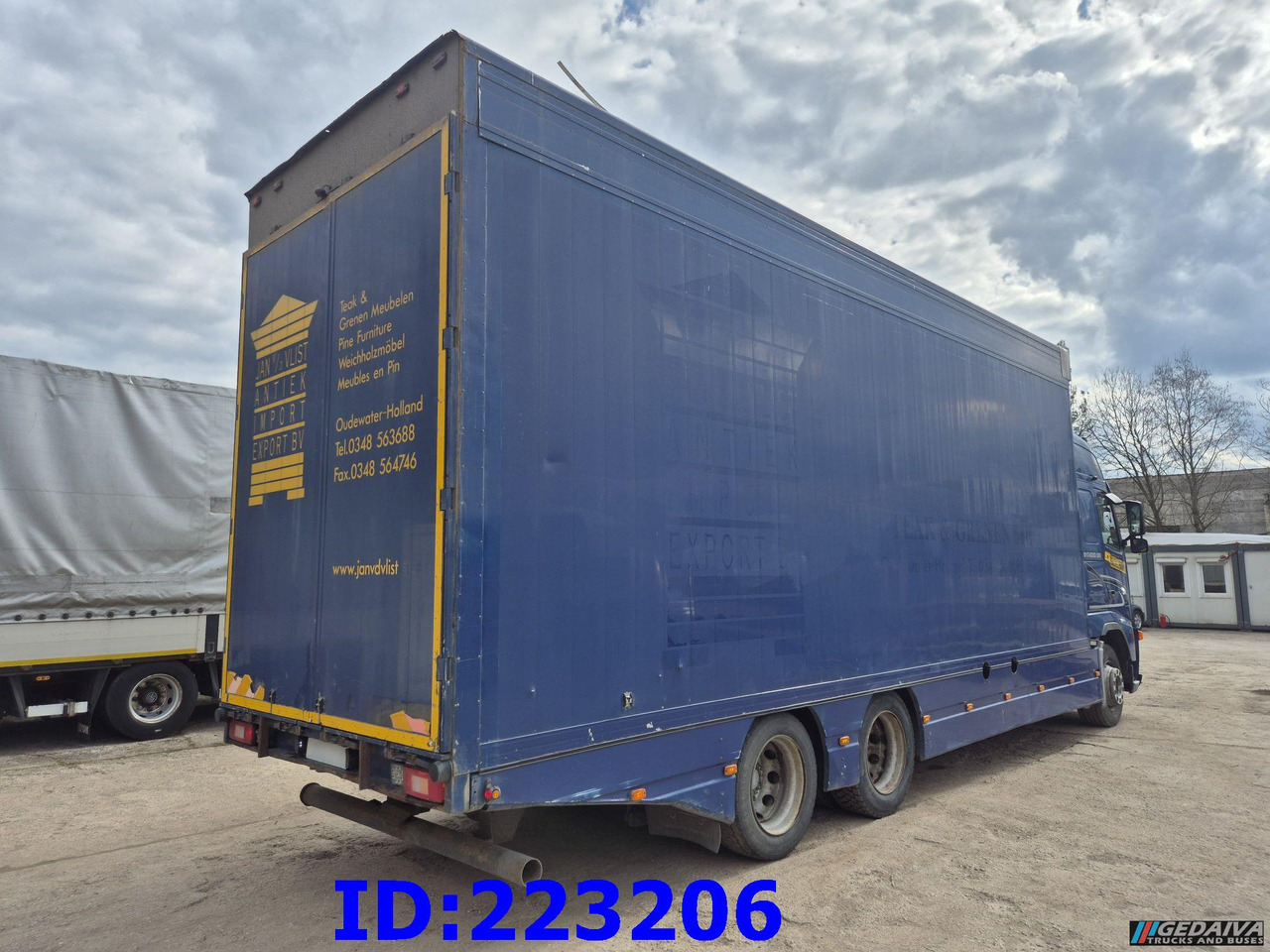 VOLVO FH12 420HP 6x2 - شاحنة صندوق متساوي: صورة 5 VOLVO FH12 420HP 6x2 - شاحنة صندوق متساوي: صورة 5
