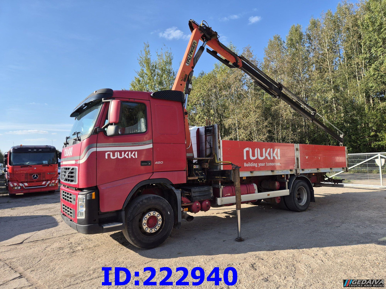 VOLVO FH12 420HP + Crane Palfinger PK9501 - شاحنات مسطحة: صورة 1 VOLVO FH12 420HP + Crane Palfinger PK9501 - شاحنات مسطحة: صورة 1