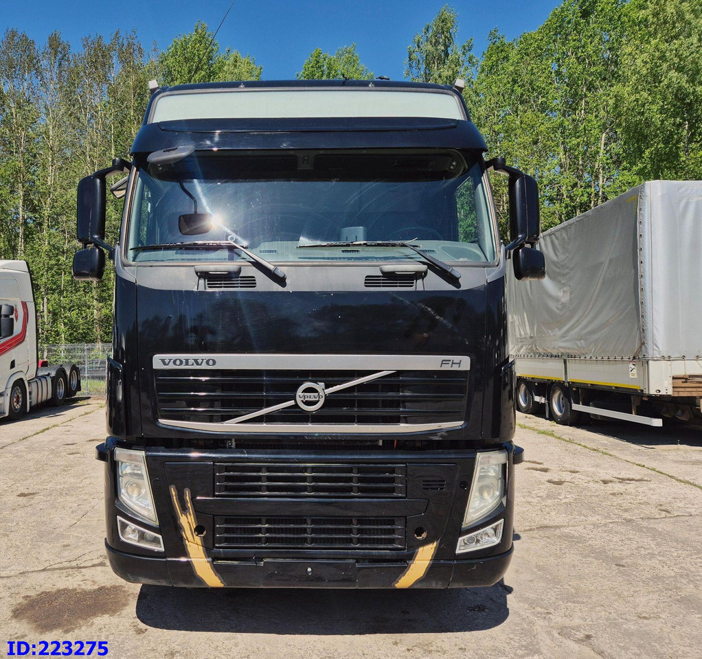 VOLVO FH13 540HP 8X4 (Steering axle) RETARDER - شاحنة هيكل كابينة: صورة 2 VOLVO FH13 540HP 8X4 (Steering axle) RETARDER - شاحنة هيكل كابينة: صورة 2