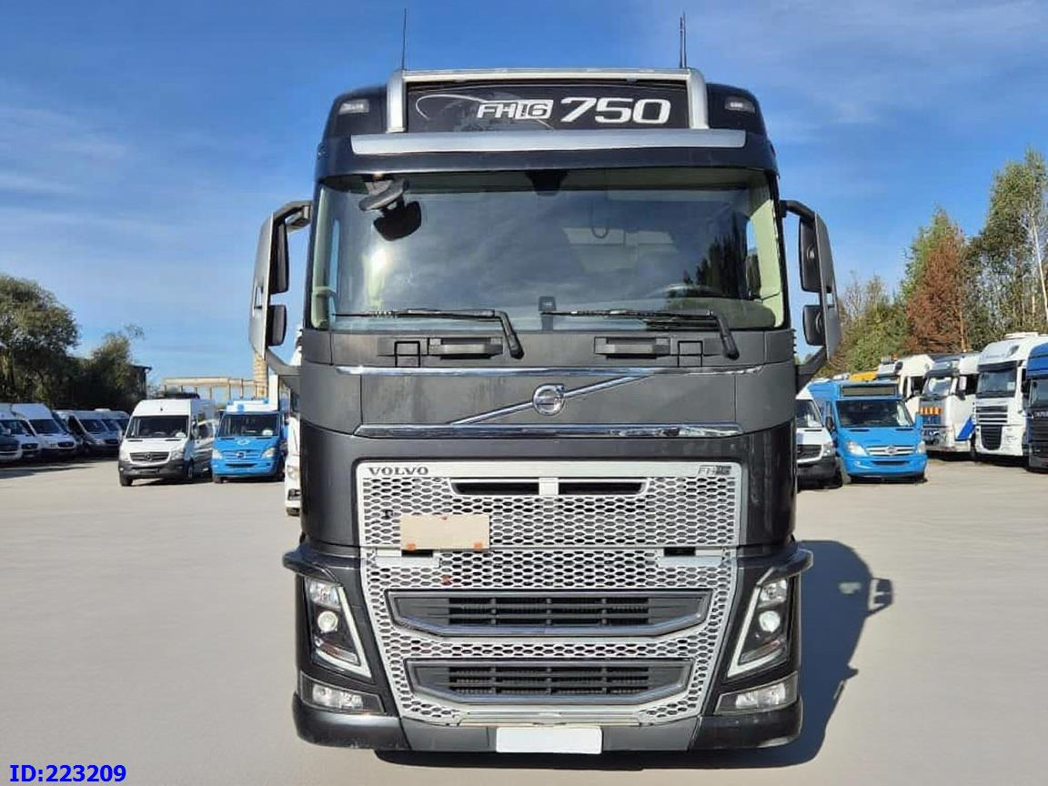 VOLVO FH16 750HP 8x4 Steering axle - شاحنة هيكل كابينة: صورة 2 VOLVO FH16 750HP 8x4 Steering axle - شاحنة هيكل كابينة: صورة 2