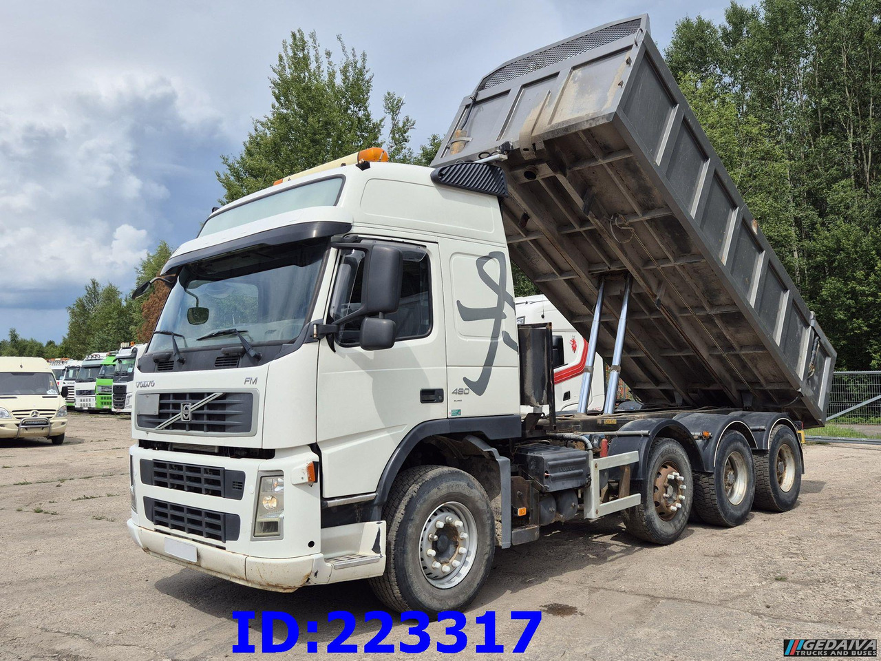 VOLVO FM13 480HP 8x4 (Big axle) - شاحنة قلاب: صورة 1 VOLVO FM13 480HP 8x4 (Big axle) - شاحنة قلاب: صورة 1