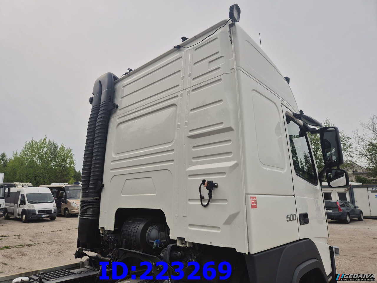 VOLVO FM13 500HP 8x2 (2 steering axels) - شاحنة هيكل كابينة: صورة 5 VOLVO FM13 500HP 8x2 (2 steering axels) - شاحنة هيكل كابينة: صورة 5