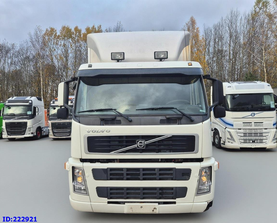 VOLVO FM9 260HP - شاحنة مقفلة: صورة 2 VOLVO FM9 260HP - شاحنة مقفلة: صورة 2