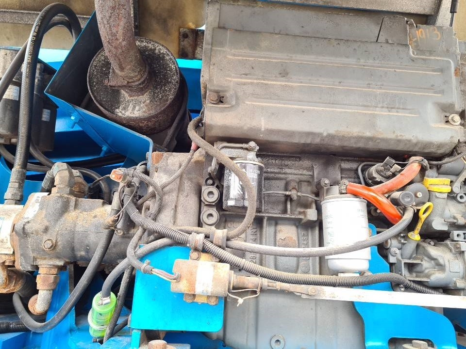 رافعة سلة تلسكوبية Genie S125 4WD: صورة 19