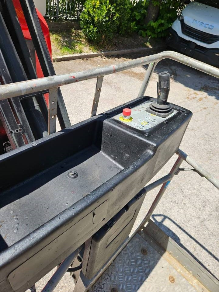 Manitou 100 VJR Evolution - شاحنة ذراع مفصلي: صورة 4 Manitou 100 VJR Evolution - شاحنة ذراع مفصلي: صورة 4