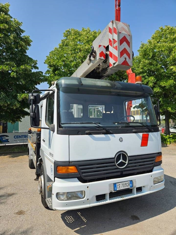Multitel J328.200 ALU EF - منصة تلسكوبية محمولة على شاحنة: صورة 4 Multitel J328.200 ALU EF - منصة تلسكوبية محمولة على شاحنة: صورة 4