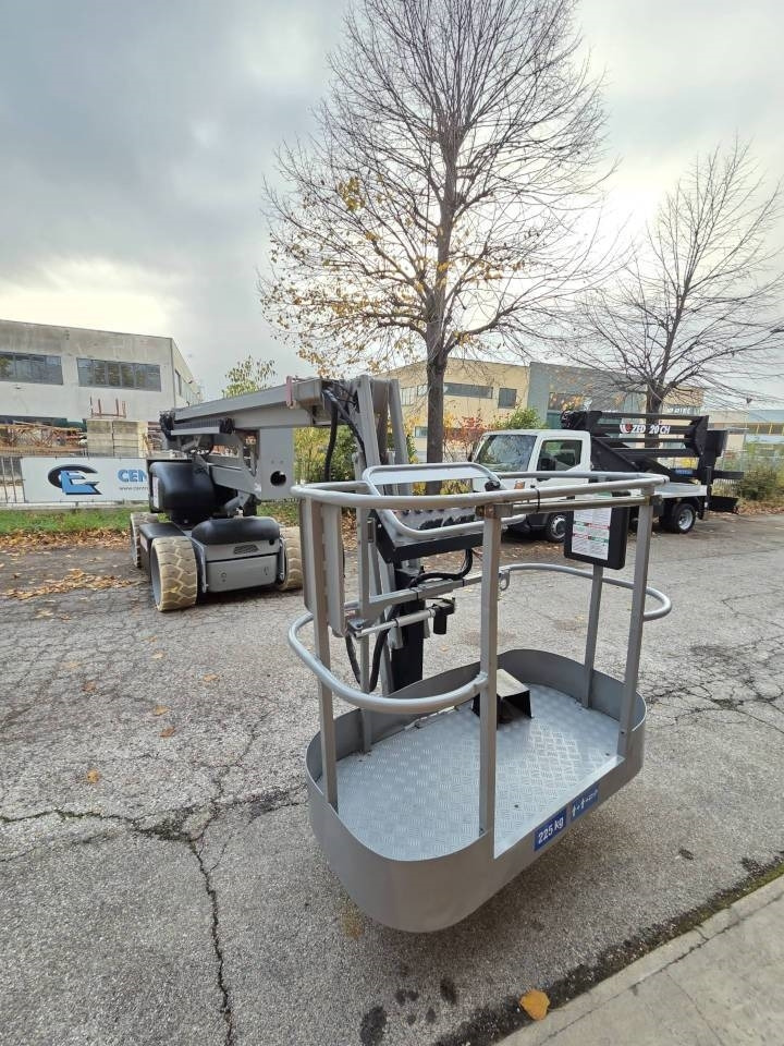 Niftylift HR 15 HDE - شاحنة ذراع مفصلي: صورة 4 Niftylift HR 15 HDE - شاحنة ذراع مفصلي: صورة 4