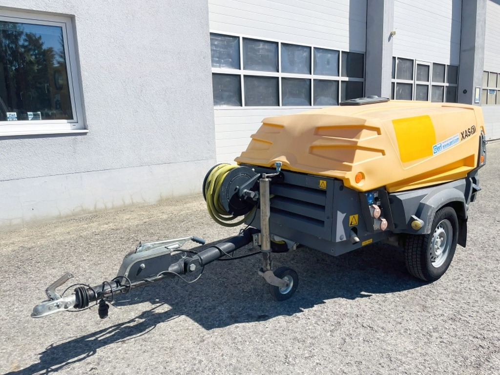 Atlas Copco XAS67 (4057) - الضاغط: صورة 2 Atlas Copco XAS67 (4057) - الضاغط: صورة 2