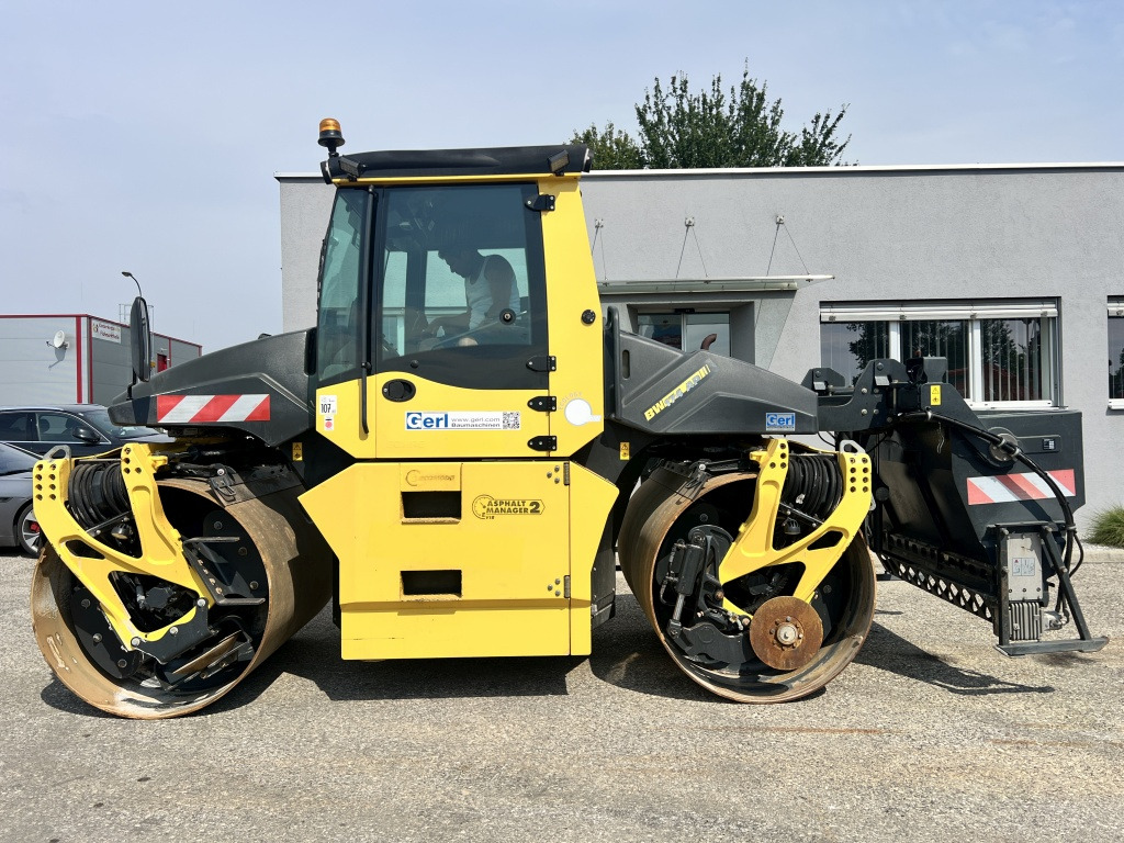 Bomag BW 174 AP-4i AM (111651) - مدحلة اسفلت: صورة 1 Bomag BW 174 AP-4i AM (111651) - مدحلة اسفلت: صورة 1