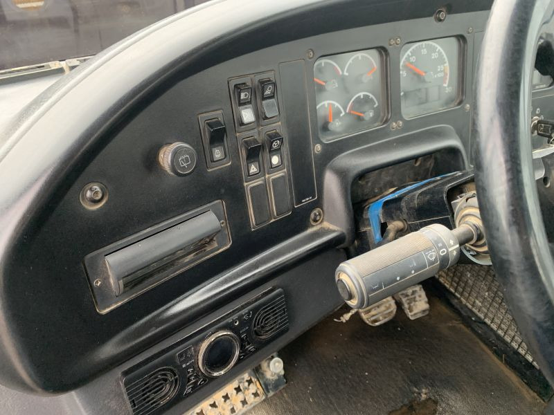 شاحنة قلاب مفصلية Caterpillar 730 (110387): صورة 9 شاحنة قلاب مفصلية Caterpillar 730 (110387): صورة 9