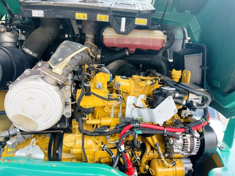 اللودر بعجل Caterpillar 908M (3637): صورة 8