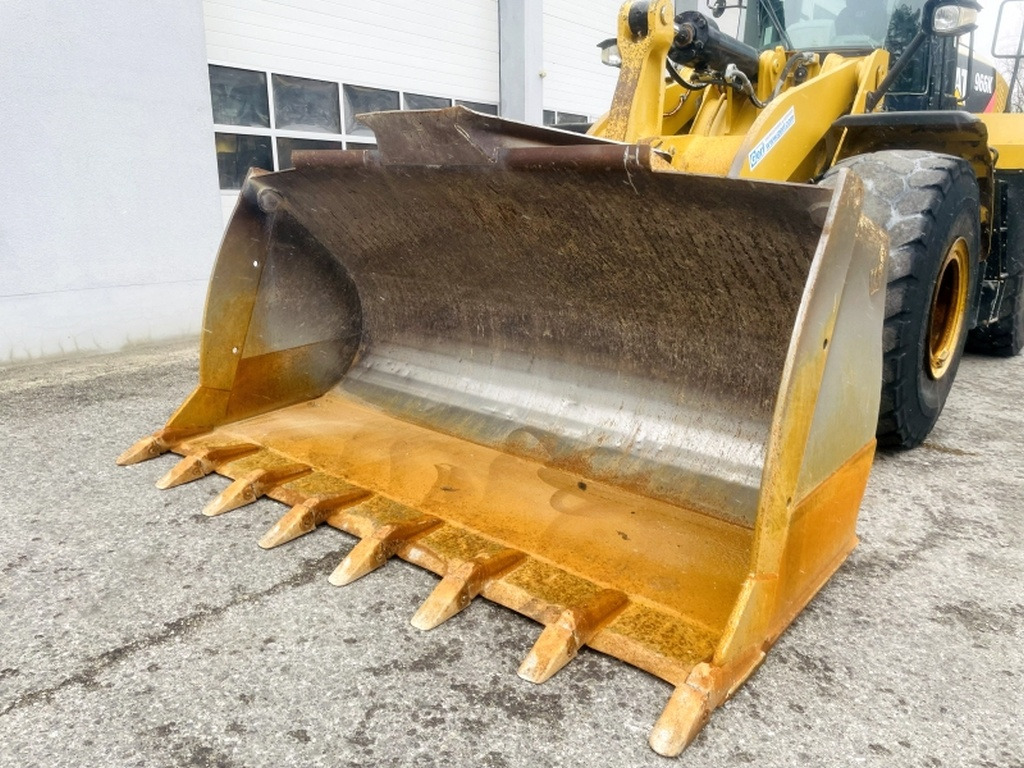 Caterpillar 966 K (4098) - اللودر بعجل: صورة 4 Caterpillar 966 K (4098) - اللودر بعجل: صورة 4