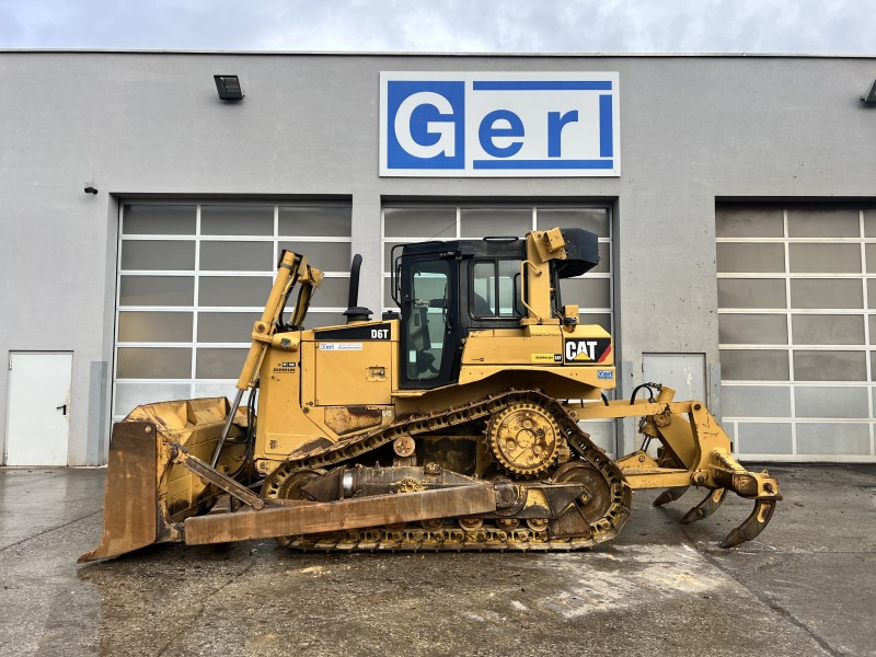 Caterpillar D 6 T (111077) - جرافة: صورة 1 Caterpillar D 6 T (111077) - جرافة: صورة 1
