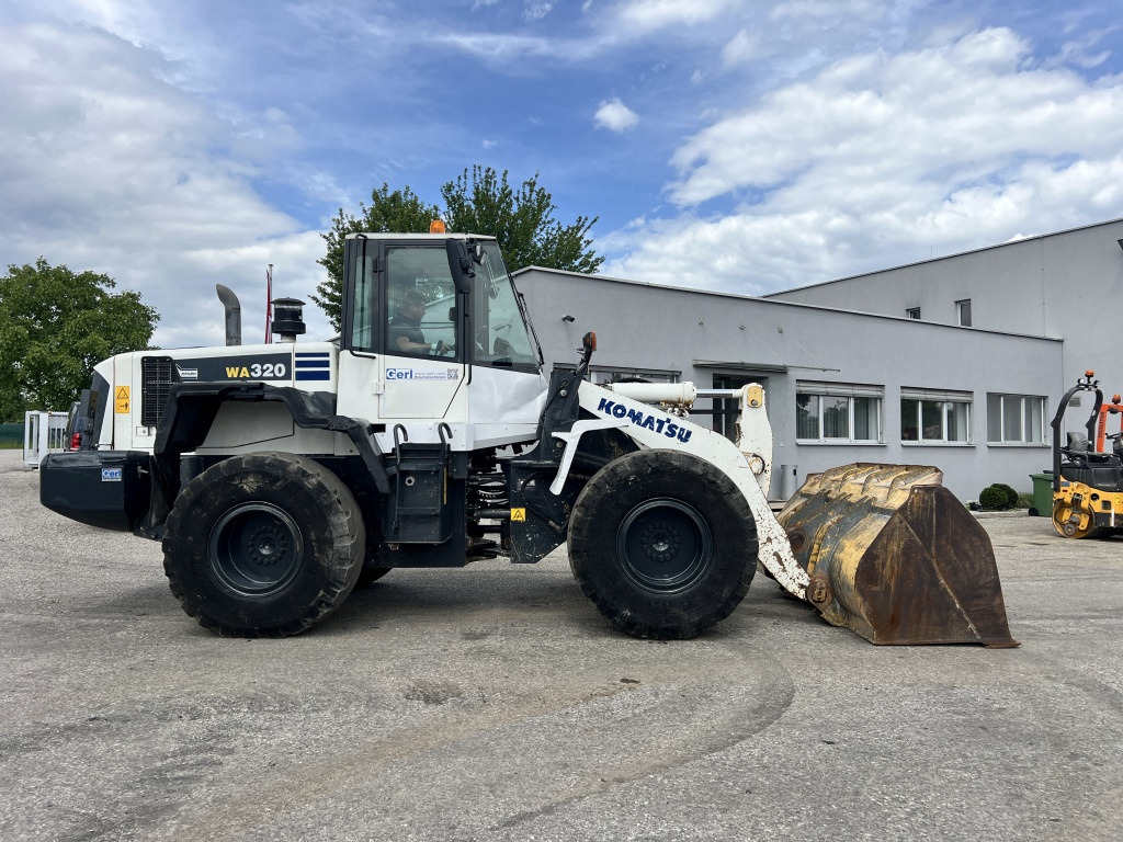 Komatsu WA 320-6 (111584) - اللودر بعجل: صورة 4 Komatsu WA 320-6 (111584) - اللودر بعجل: صورة 4