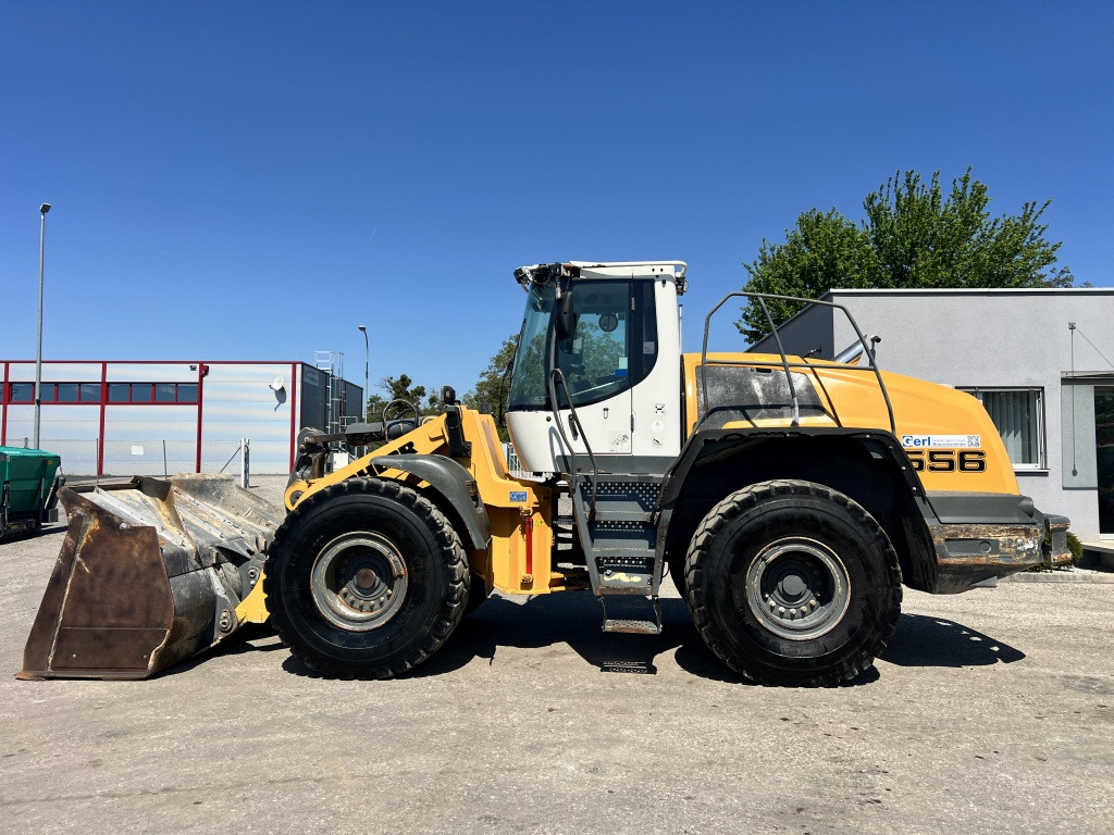 Liebherr L 556 (111580) - اللودر بعجل: صورة 1 Liebherr L 556 (111580) - اللودر بعجل: صورة 1