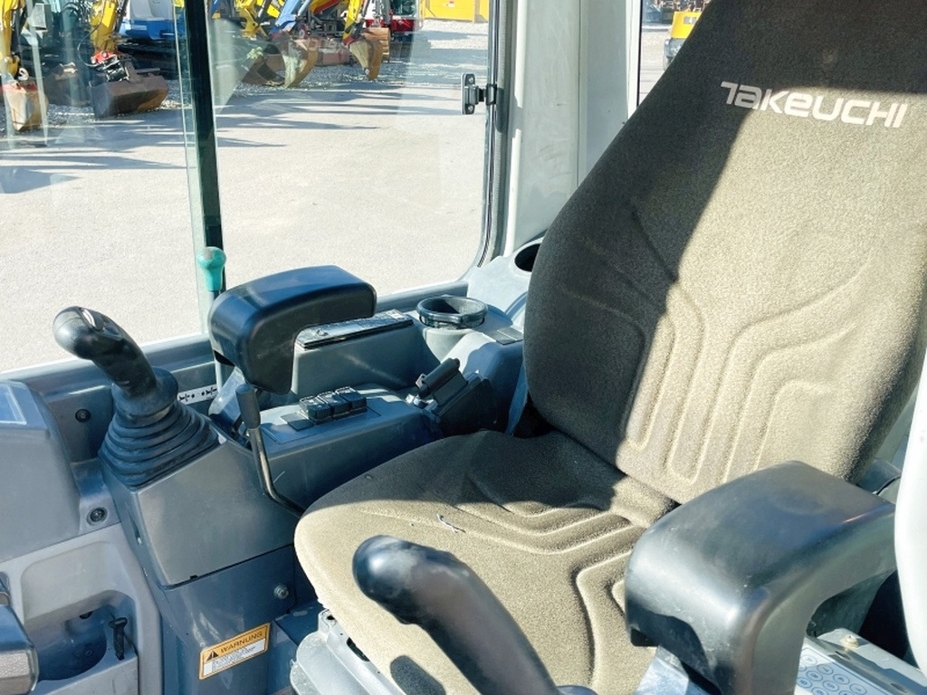 Takeuchi TB235 (3969) - حفارة مُصَّغرة: صورة 5 Takeuchi TB235 (3969) - حفارة مُصَّغرة: صورة 5