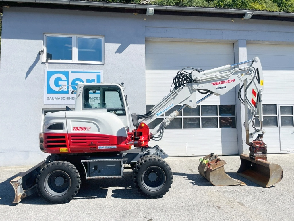 Takeuchi TB295W (4045) - حفارة دولاب: صورة 2 Takeuchi TB295W (4045) - حفارة دولاب: صورة 2
