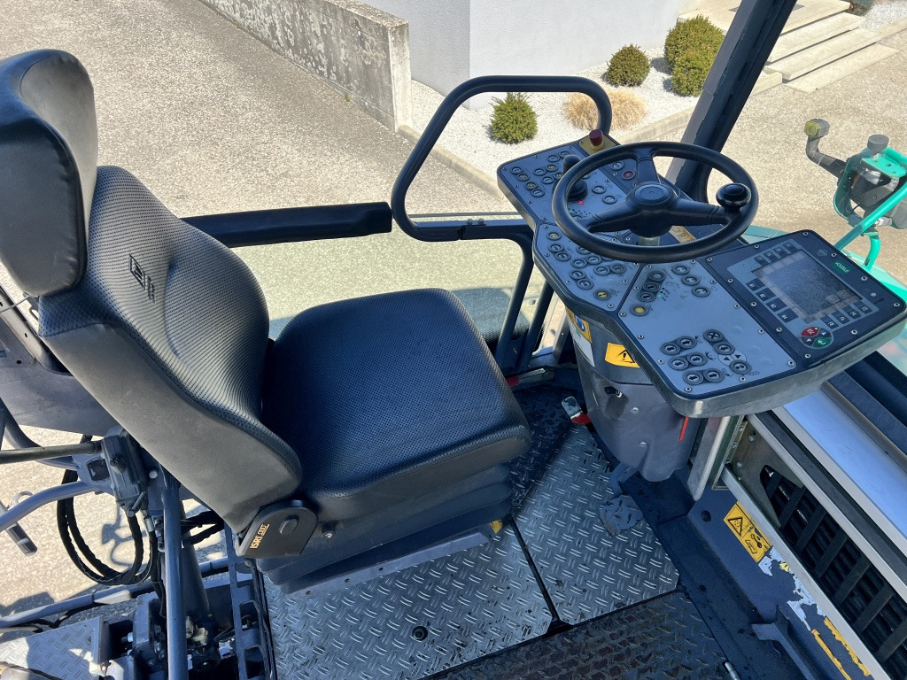 مدادة الأسفلت Vögele Super 1803-3i (111558): صورة 8