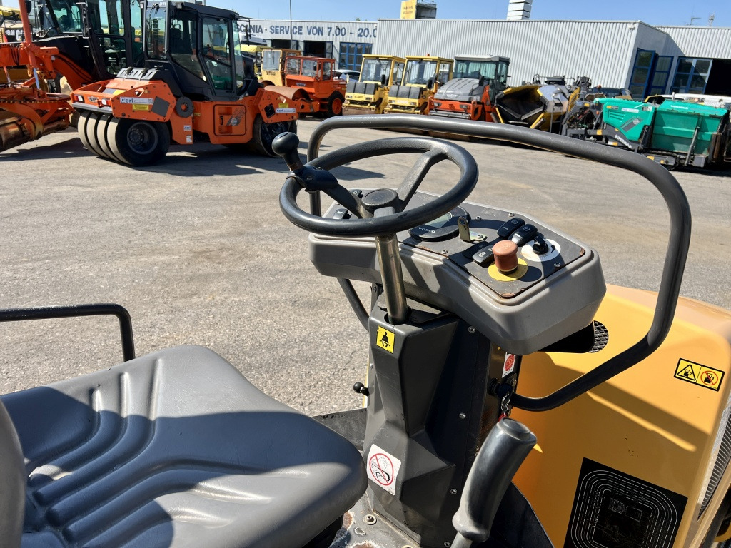 مدحلة اسفلت Volvo DD25B (111578): صورة 8