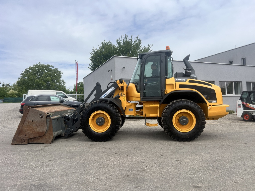 Volvo L 50 G-TP (111581) - اللودر بعجل: صورة 1 Volvo L 50 G-TP (111581) - اللودر بعجل: صورة 1