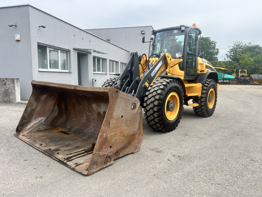 Volvo L 50 G-TP (111581) - اللودر بعجل: صورة 2 Volvo L 50 G-TP (111581) - اللودر بعجل: صورة 2