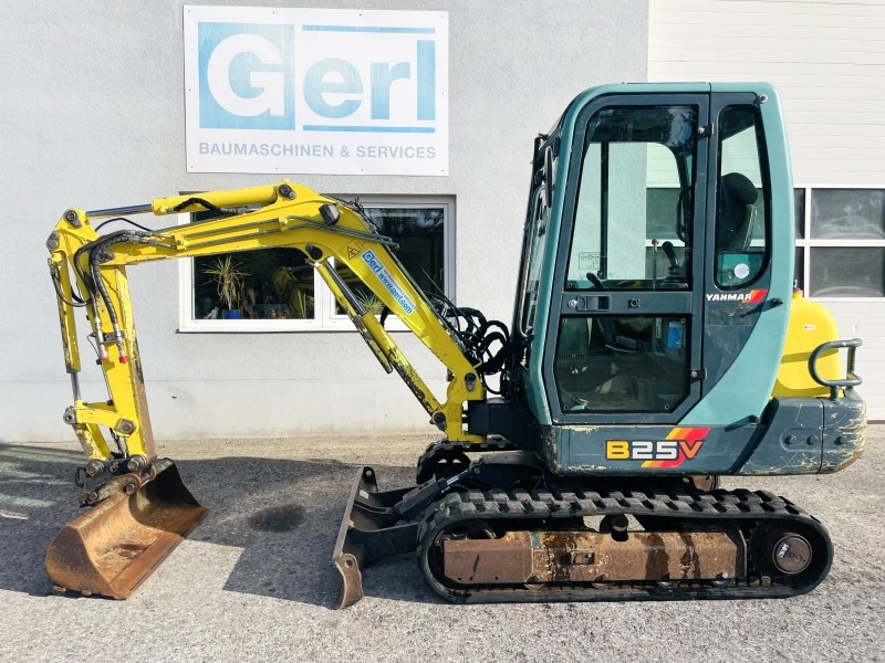 حفارة مُصَّغرة Yanmar B25V (3699): صورة 9
