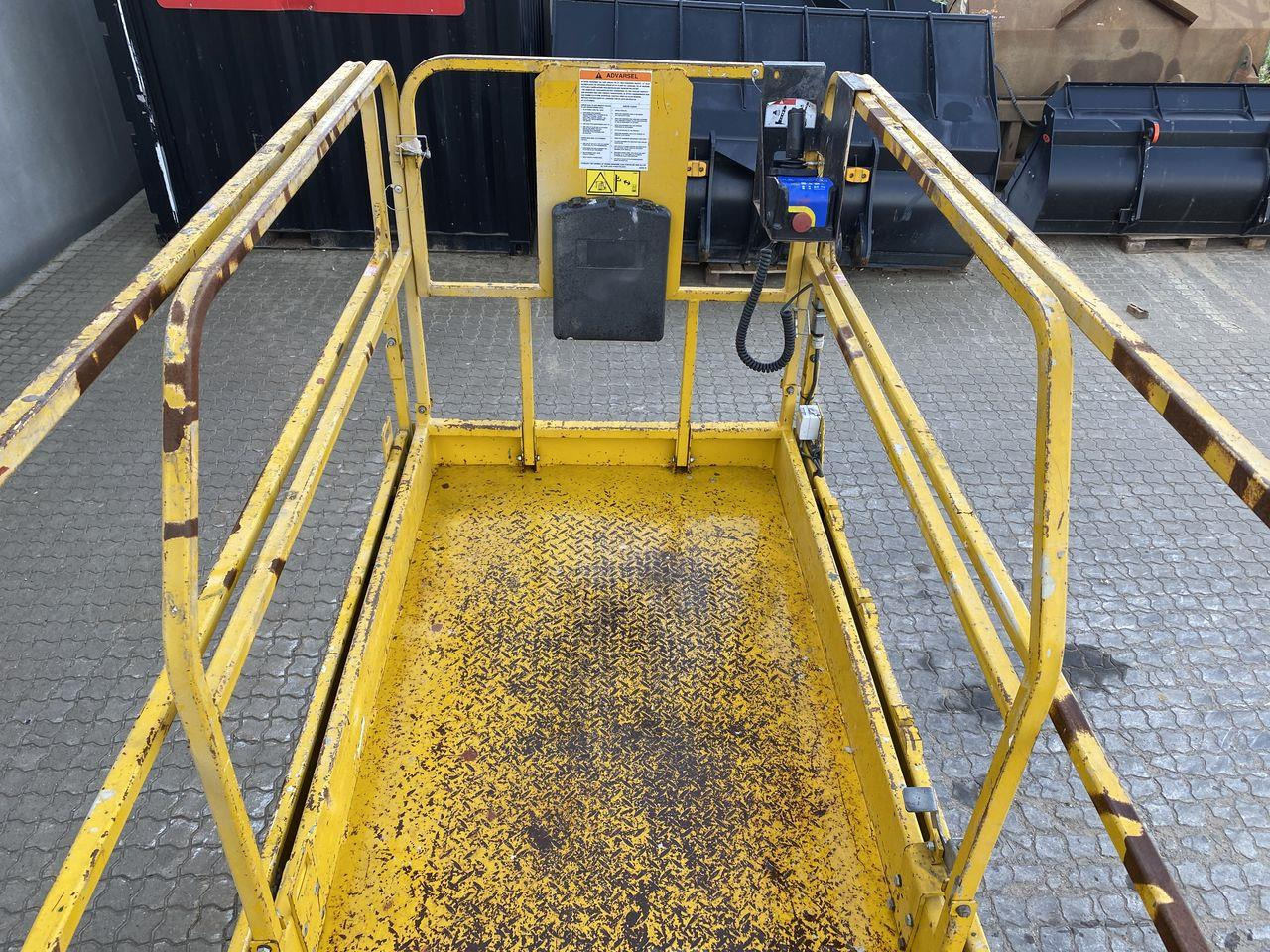 GMG 4046-ED - رافعة هيدروليكية مقصية: صورة 3 GMG 4046-ED - رافعة هيدروليكية مقصية: صورة 3