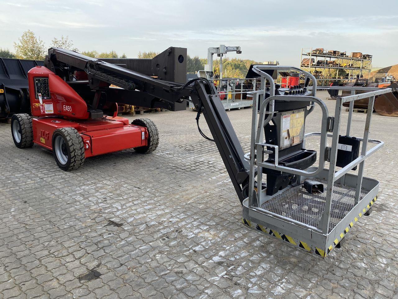 JLG E450AJ - شاحنة ذراع مفصلي: صورة 5 JLG E450AJ - شاحنة ذراع مفصلي: صورة 5