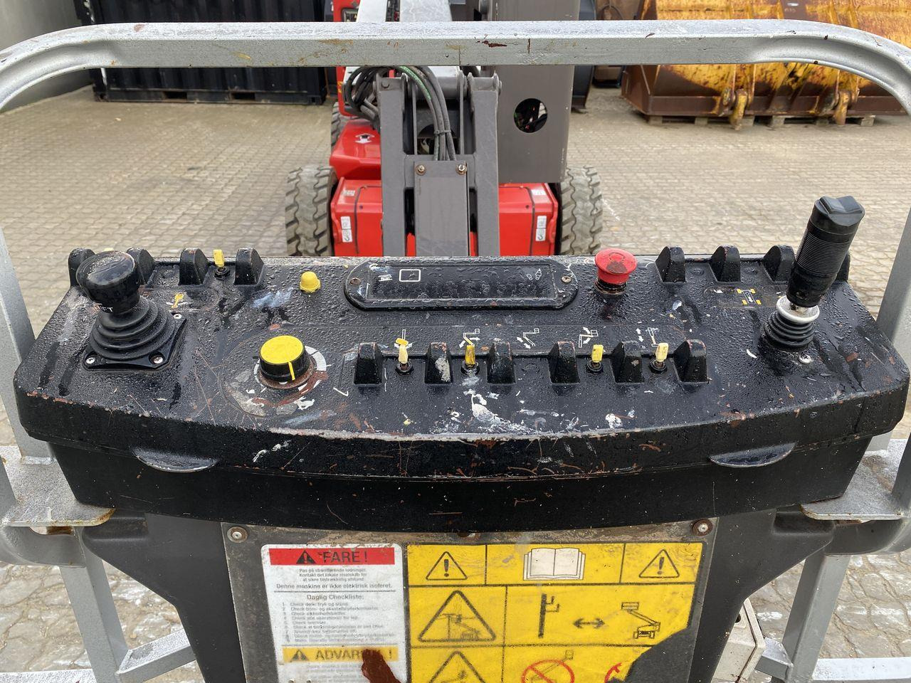 JLG E450AJ - شاحنة ذراع مفصلي: صورة 3 JLG E450AJ - شاحنة ذراع مفصلي: صورة 3