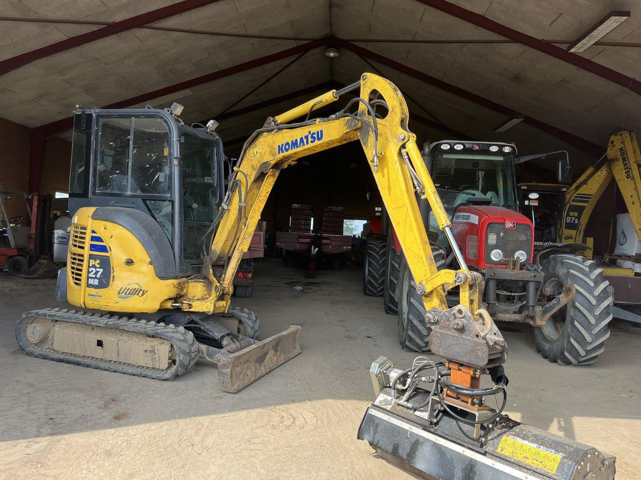 Komatsu PC27MR-2 - حفارة مُصَّغرة: صورة 1 Komatsu PC27MR-2 - حفارة مُصَّغرة: صورة 1