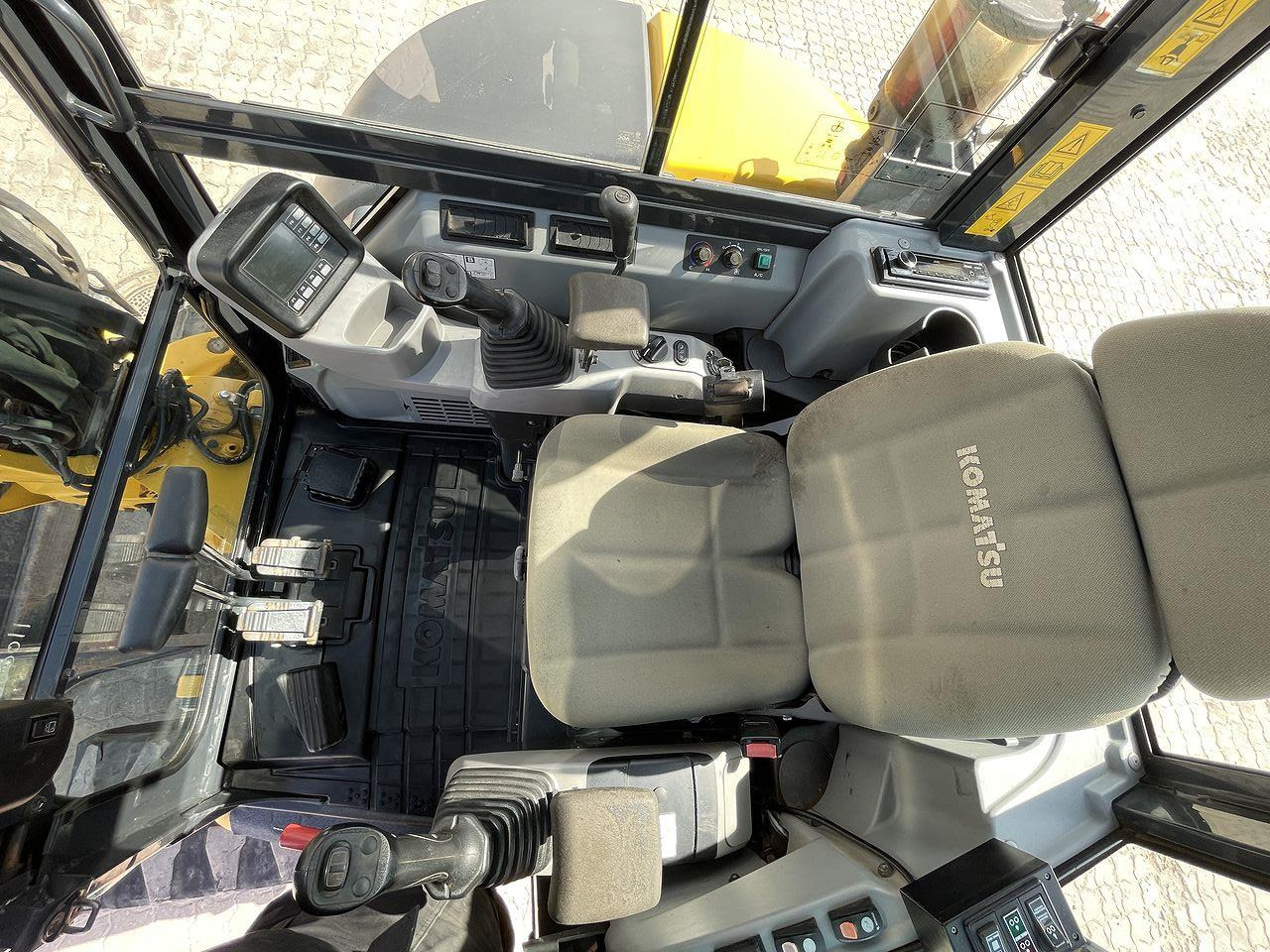 Komatsu PC55MR-5 - حفارة مُصَّغرة: صورة 3 Komatsu PC55MR-5 - حفارة مُصَّغرة: صورة 3