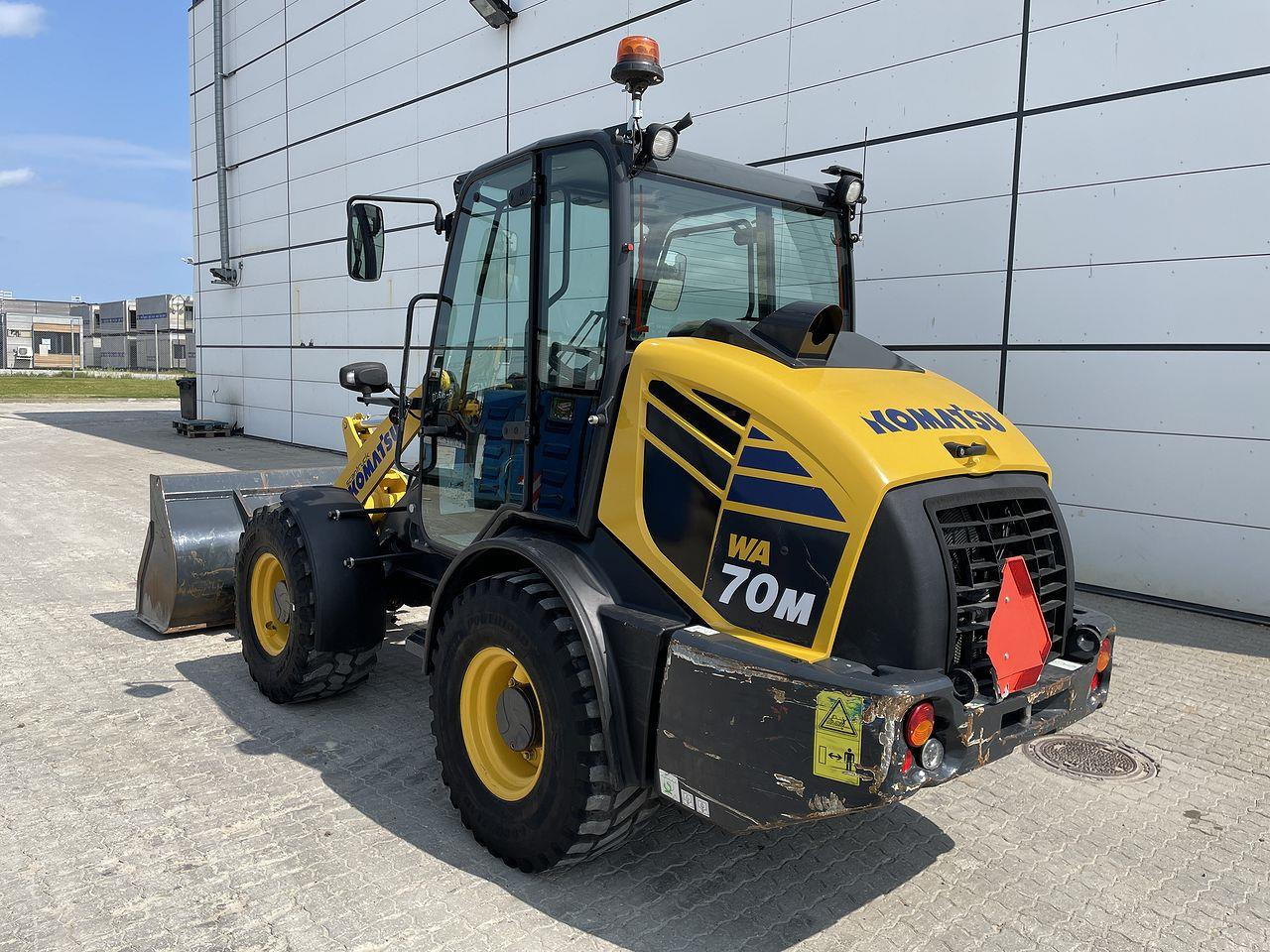Komatsu WA70M-8EO - لودر مفصلي صغير: صورة 2 Komatsu WA70M-8EO - لودر مفصلي صغير: صورة 2