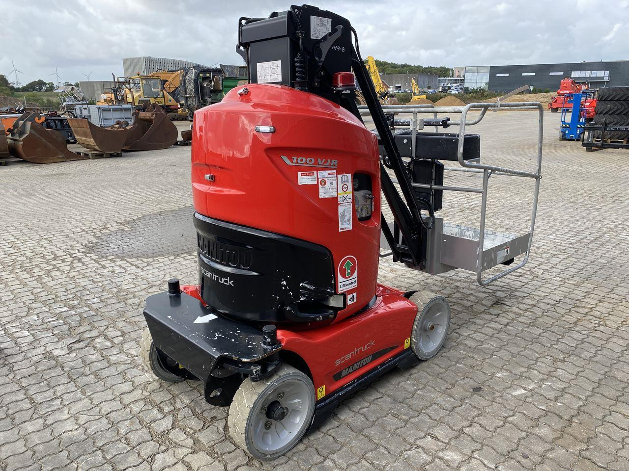 Manitou 100VJR - الرأسي رفع الصاري: صورة 4 Manitou 100VJR - الرأسي رفع الصاري: صورة 4