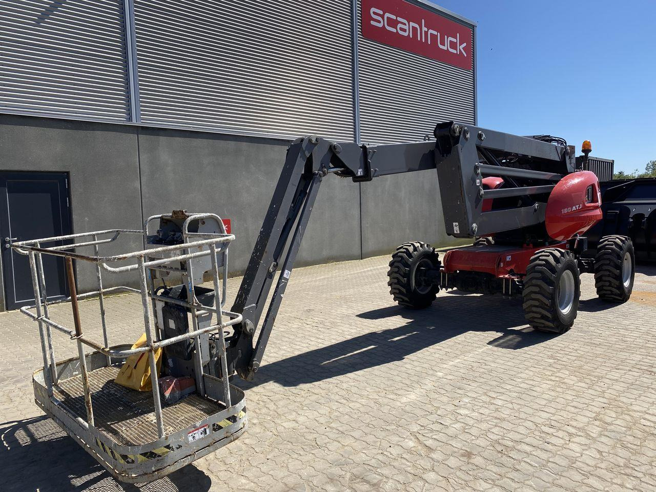 Manitou 180ATJ 2 RC - شاحنة ذراع مفصلي: صورة 1 Manitou 180ATJ 2 RC - شاحنة ذراع مفصلي: صورة 1