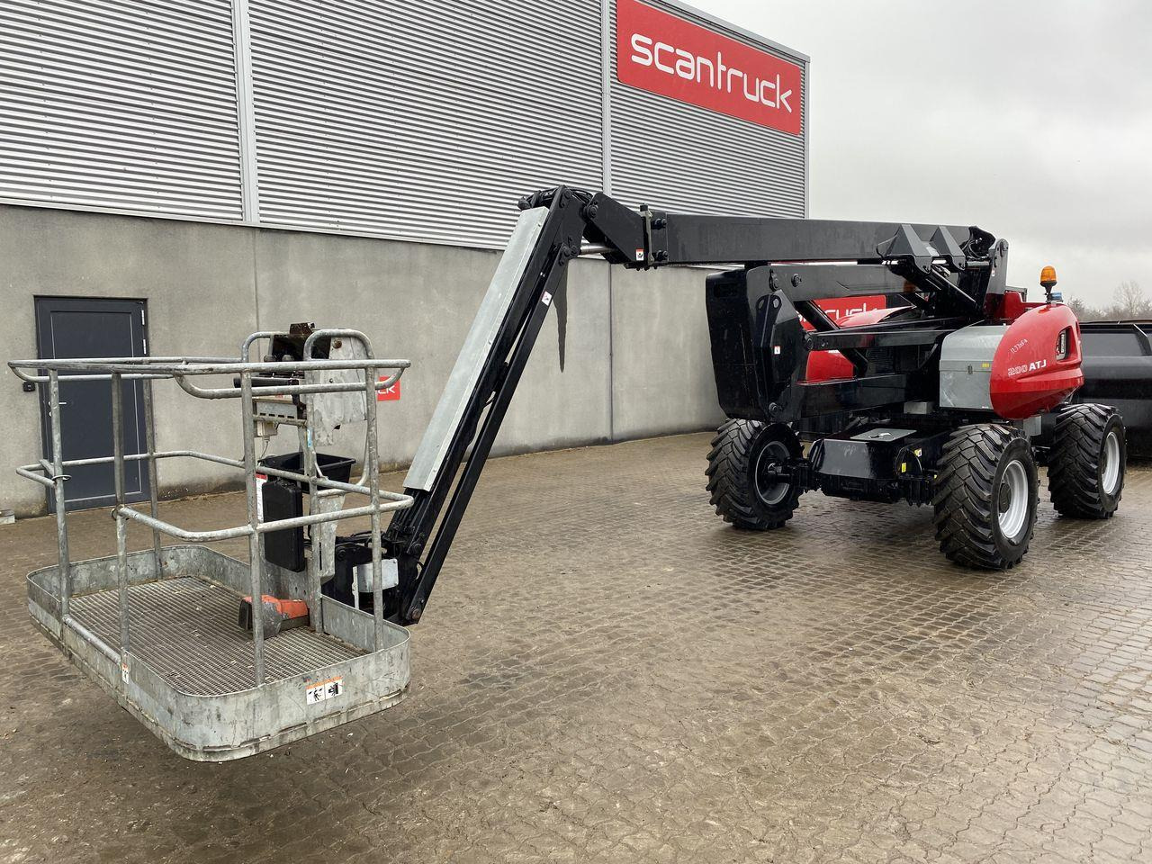 Manitou 200ATJ RC - شاحنة ذراع مفصلي: صورة 1 Manitou 200ATJ RC - شاحنة ذراع مفصلي: صورة 1