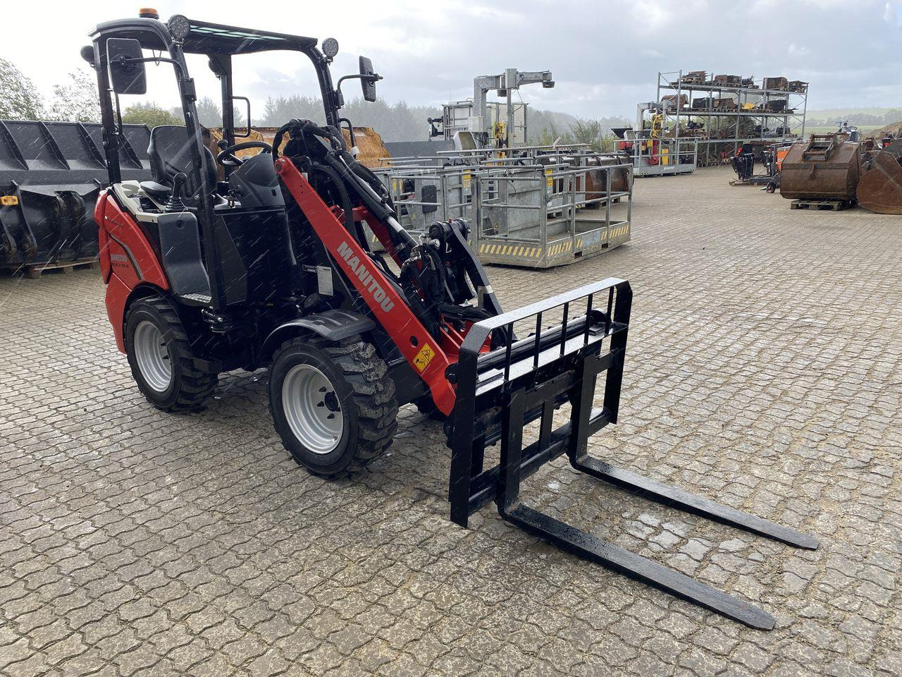 Manitou MLA 2-25H 4P - لودر مفصلي صغير: صورة 5 Manitou MLA 2-25H 4P - لودر مفصلي صغير: صورة 5