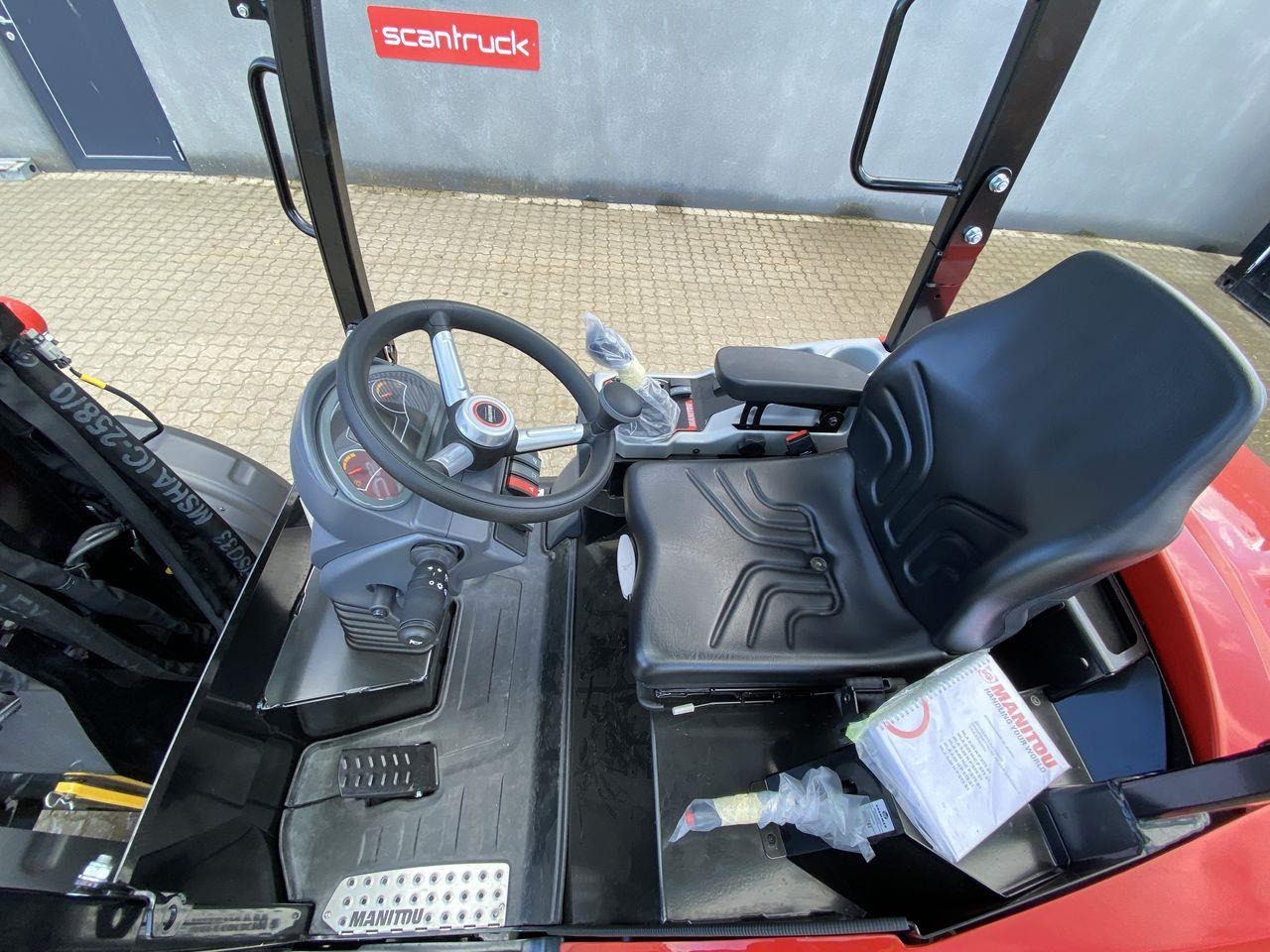Manitou MLA 5-50H 4P ST5 - لودر مفصلي صغير: صورة 3 Manitou MLA 5-50H 4P ST5 - لودر مفصلي صغير: صورة 3