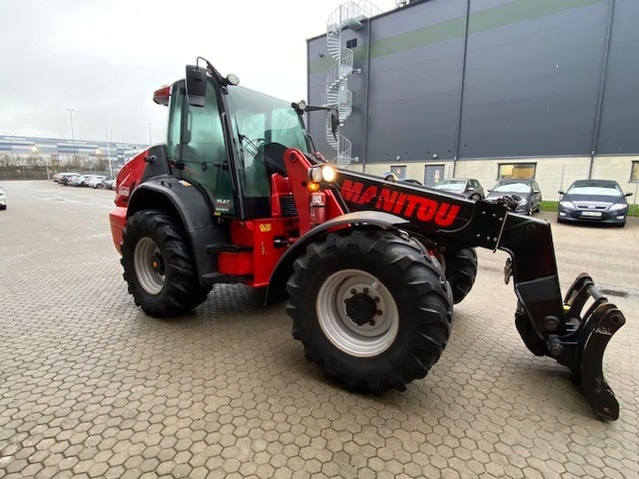 Manitou MLA-T533 145V+Elite ST5 - رافعة تلسكوبية: صورة 4 Manitou MLA-T533 145V+Elite ST5 - رافعة تلسكوبية: صورة 4