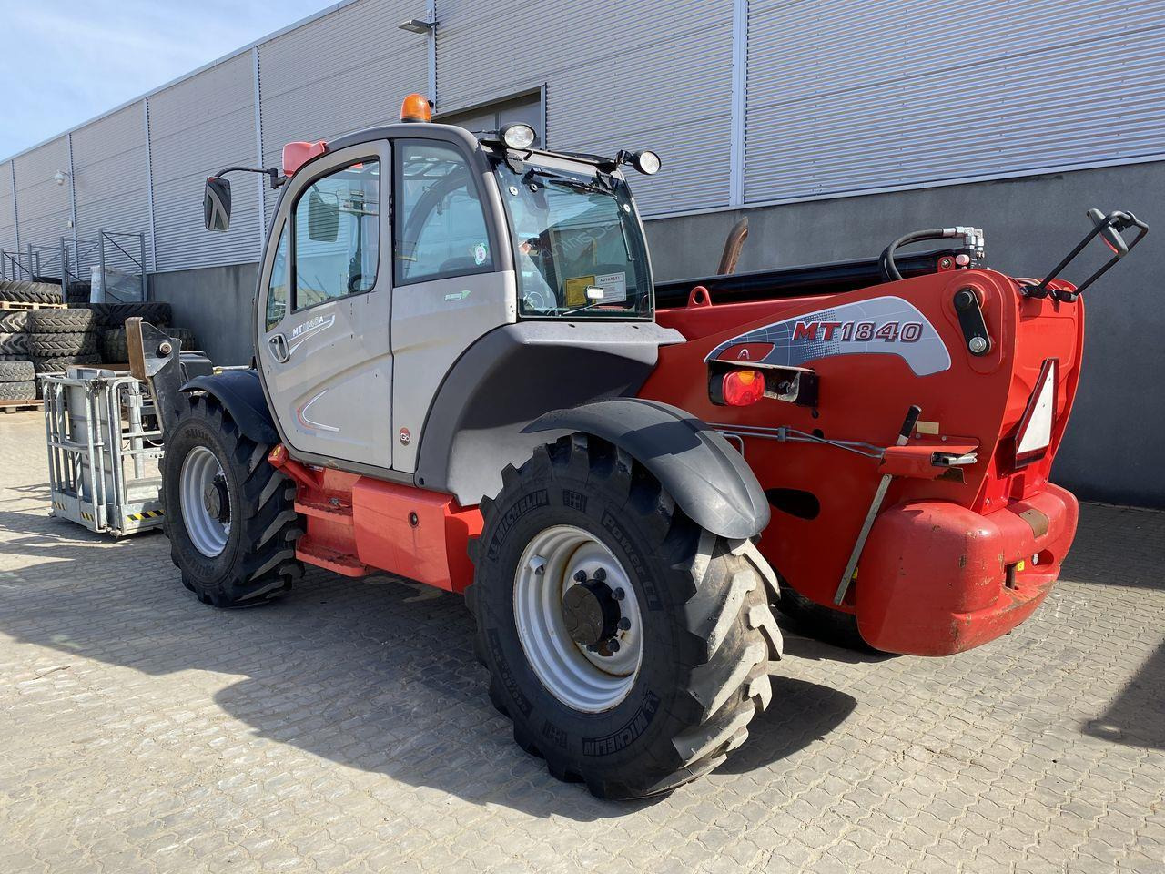 Manitou MT1840A ST3B - رافعة تلسكوبية: صورة 2 Manitou MT1840A ST3B - رافعة تلسكوبية: صورة 2