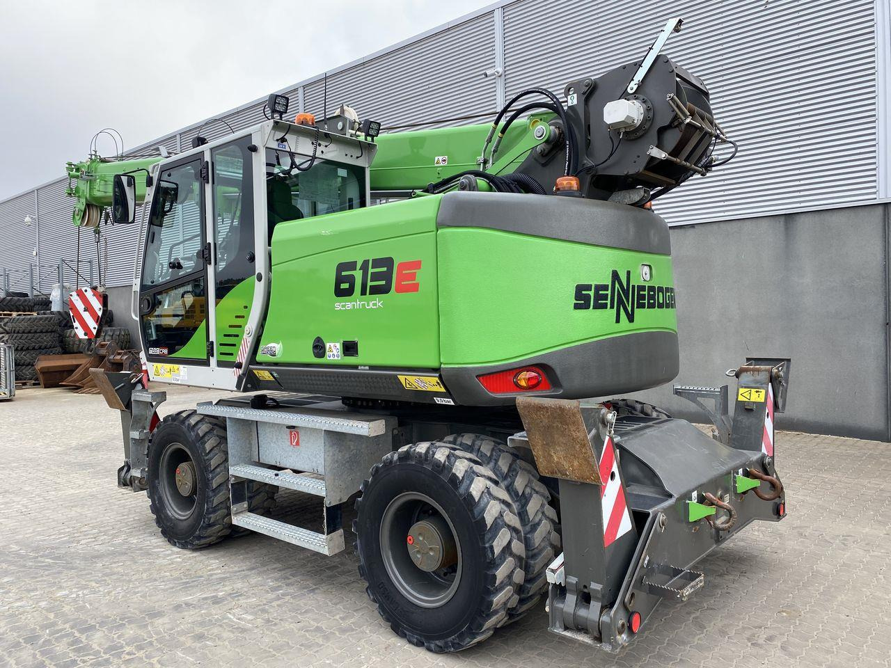 SENNEBOGEN 613E-M - معالج النفايات: صورة 2 SENNEBOGEN 613E-M - معالج النفايات: صورة 2