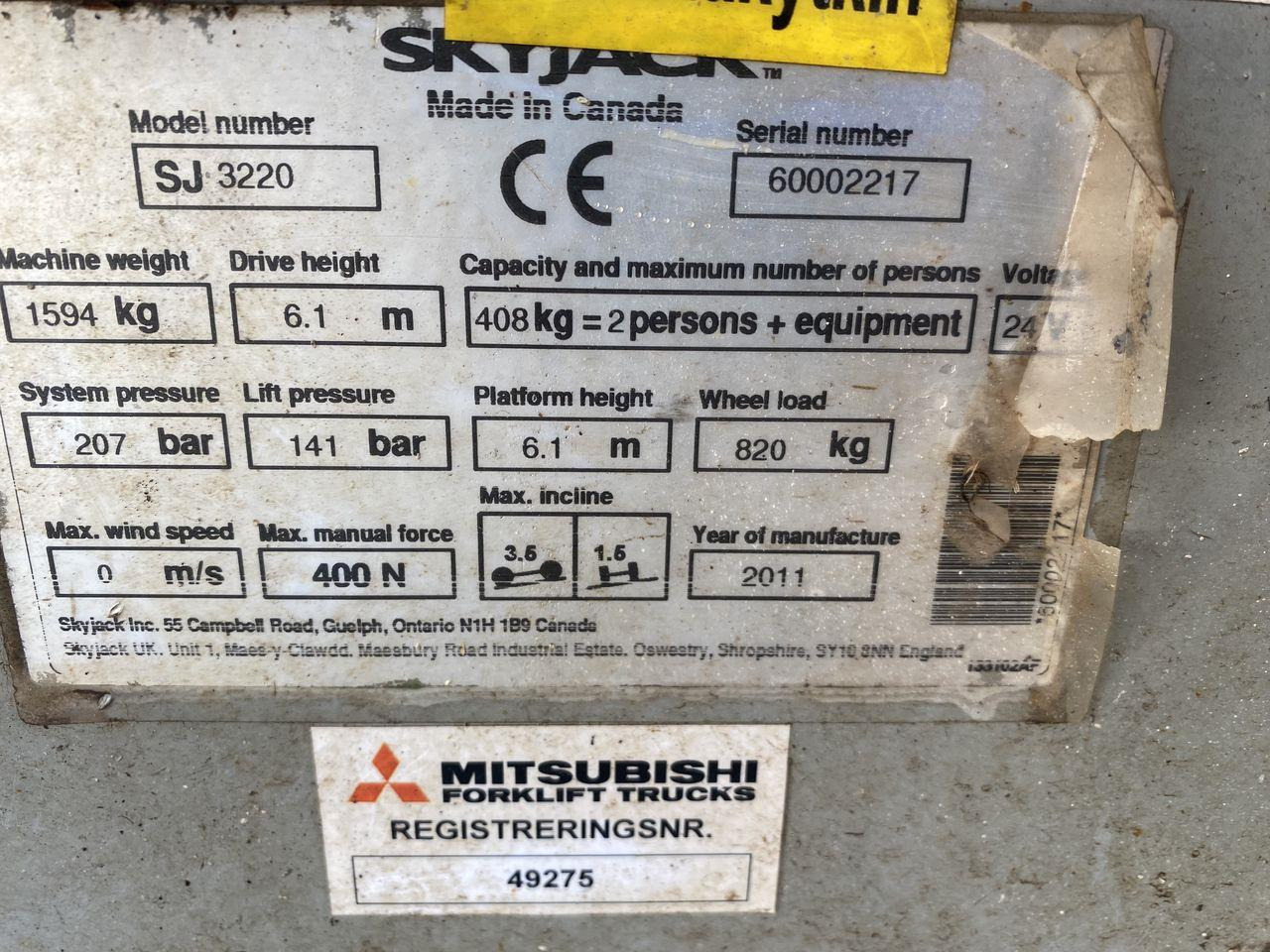 Skyjack SJ3220 - رافعة هيدروليكية مقصية: صورة 5 Skyjack SJ3220 - رافعة هيدروليكية مقصية: صورة 5