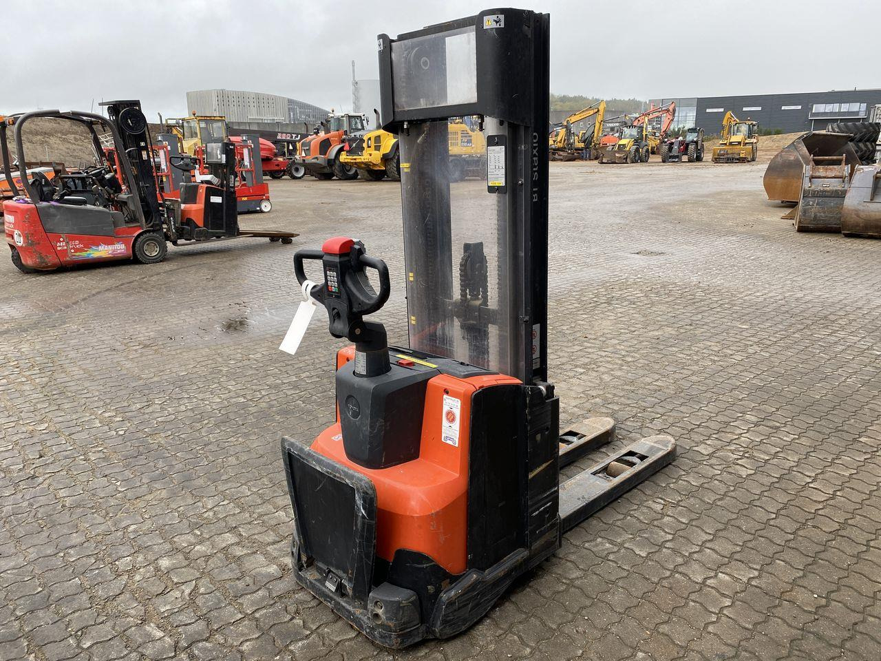 Toyota BT Staxio - معدات المستودعات: صورة 5 Toyota BT Staxio - معدات المستودعات: صورة 5