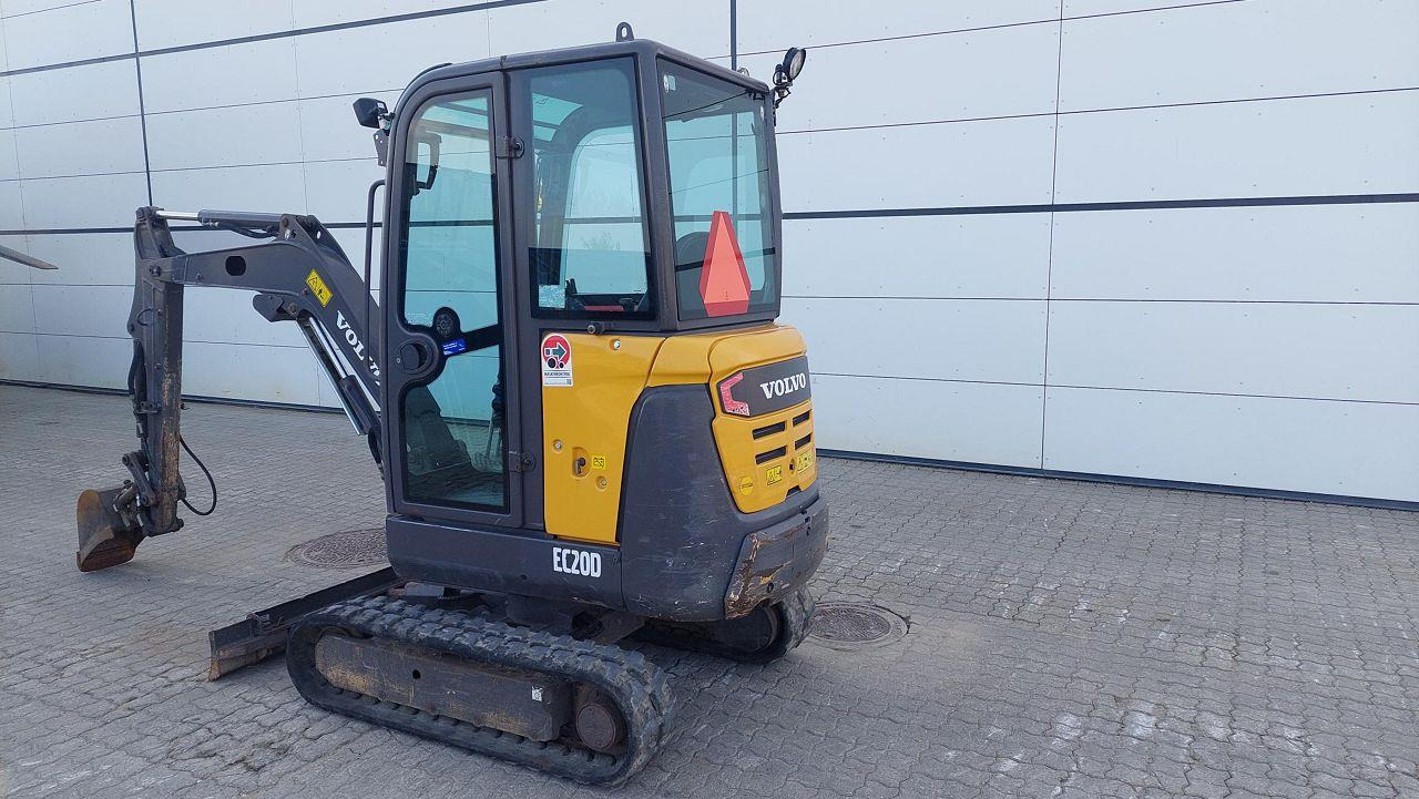 Volvo EC20D - حفارة مُصَّغرة: صورة 2 Volvo EC20D - حفارة مُصَّغرة: صورة 2
