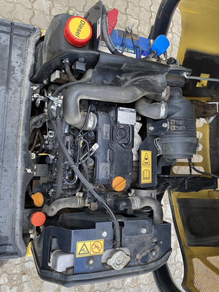 Yanmar VIO12 Yanmar VIO12: صورة 9