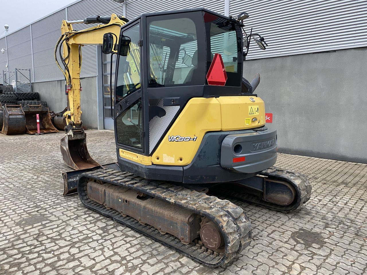 Yanmar VIO80-1A - حفارة مُصَّغرة: صورة 2 Yanmar VIO80-1A - حفارة مُصَّغرة: صورة 2