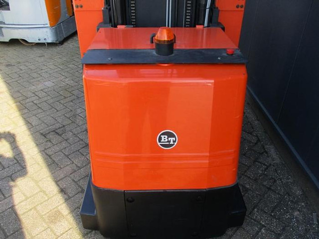 BT OME 100M - آلة إعداد الطلب: صورة 4 BT OME 100M - آلة إعداد الطلب: صورة 4