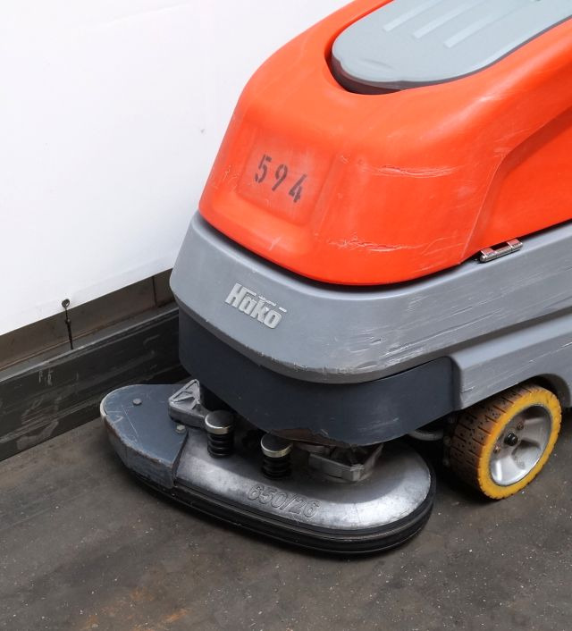 Hako Hakomatic B70 - ماكينة فرك وتجفيف: صورة 3 Hako Hakomatic B70 - ماكينة فرك وتجفيف: صورة 3