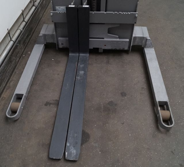 Jungheinrich EMC B10 - آلة التكديس: صورة 5 Jungheinrich EMC B10 - آلة التكديس: صورة 5